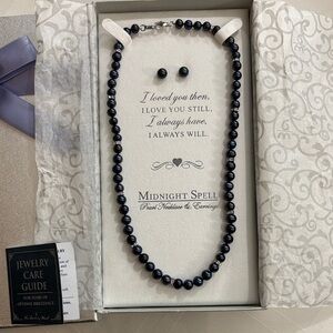 NWT Danbury Mint Black Pearl Necklace and Earrings Set